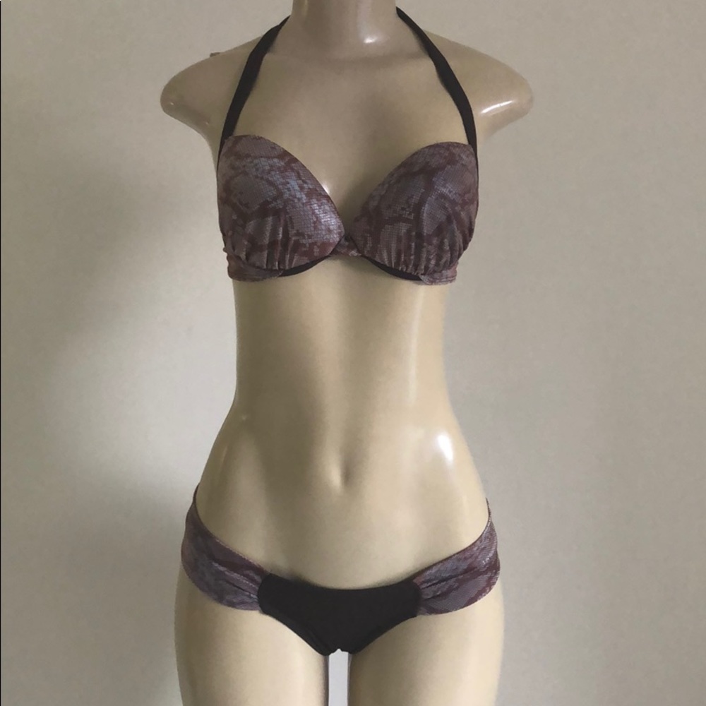 Acnaib Ruched Bikini